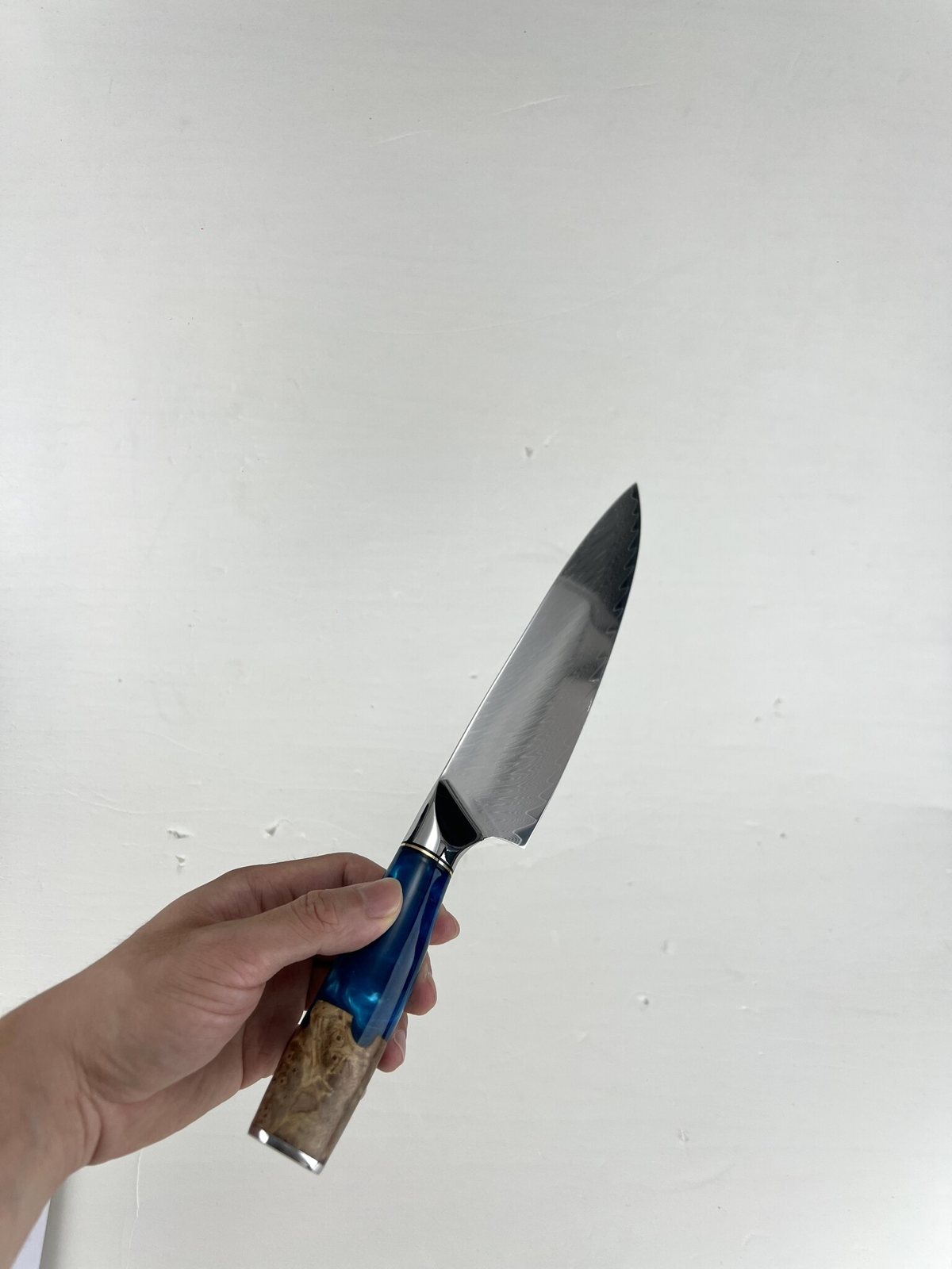 Couteau de chef 20 cm – Damas Résine – Sapphire Blue