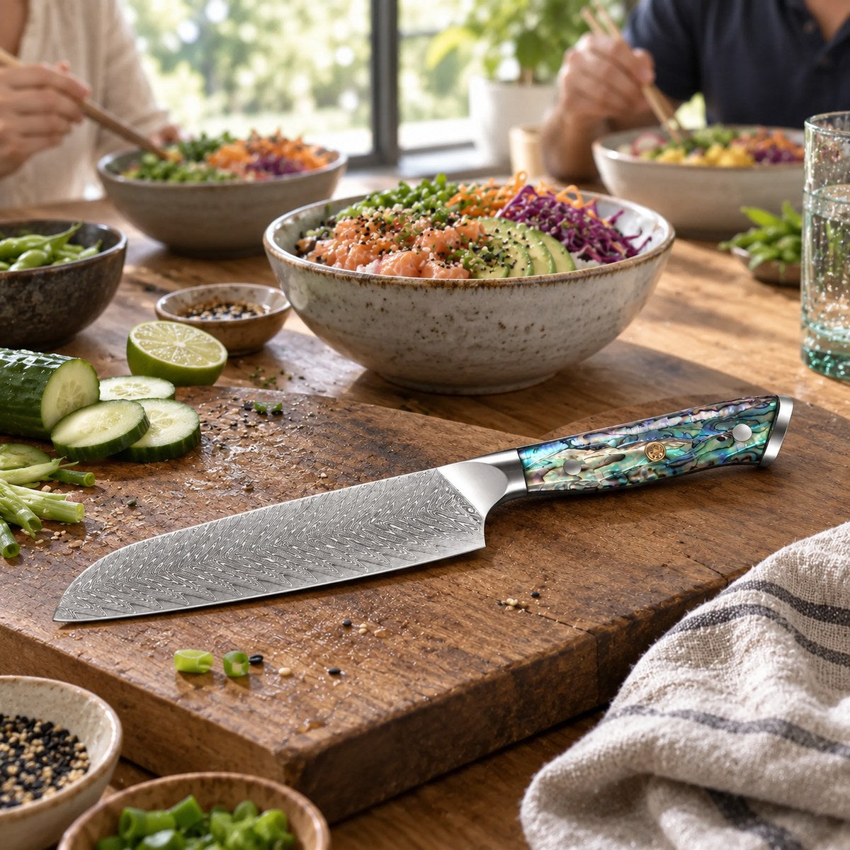 Couteau santoku 18 cm – Damas Classique - santoku damas classique abalone pearl 5 lifestyle